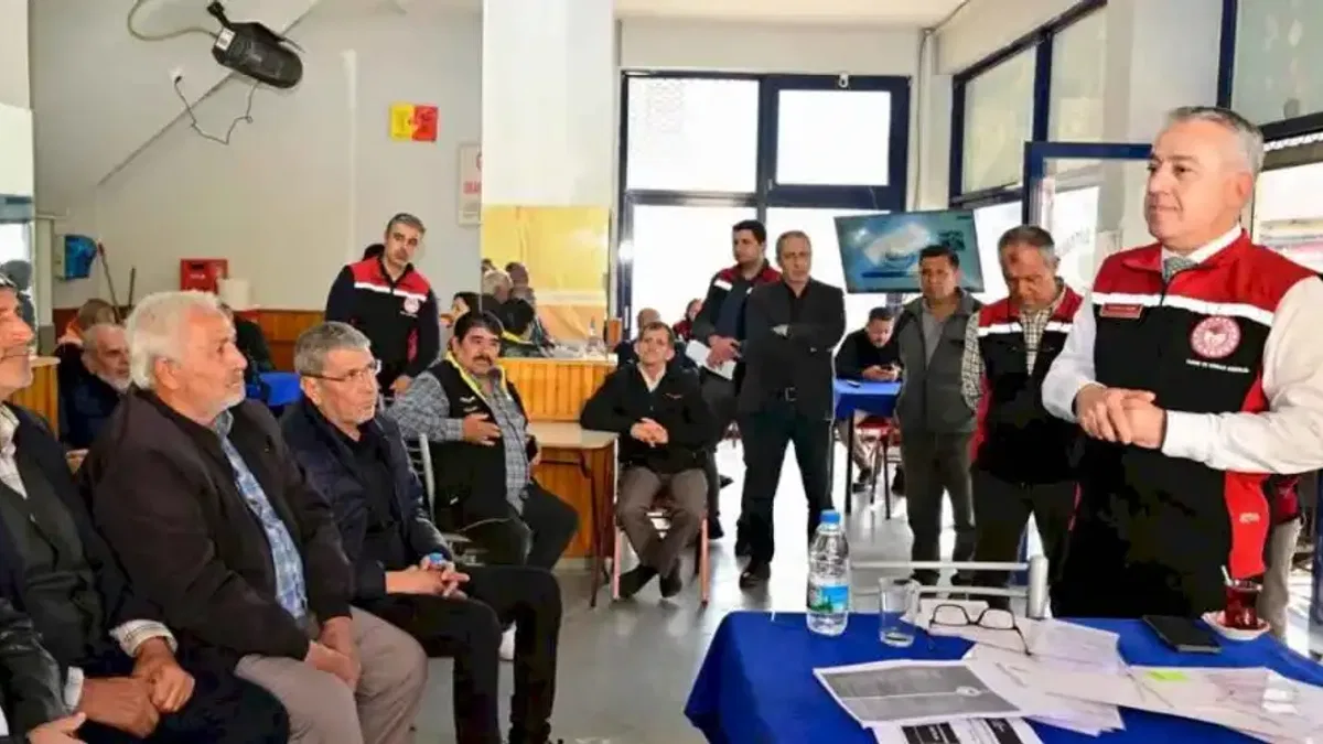 İzmir'de 3 bin 500 üreticiye yeni model tanıtıldı