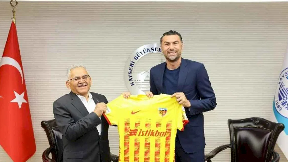 Burak Yılmaz'dan Memduh Büyükkılıç'a ziyaret