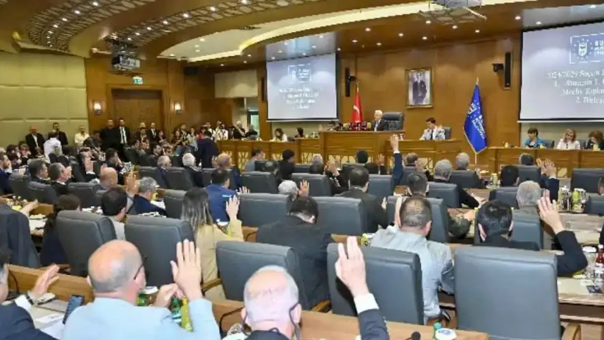 Bursa Büyükşehir Meclisi'nden eski Başkan Aktaş'ın faaliyetlerine oy birliği