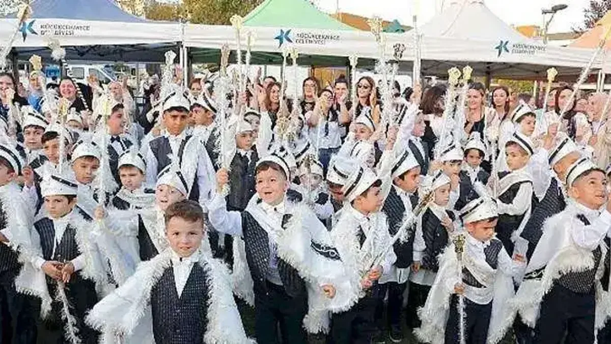 Küçükçekmece Belediyesi'nden 505 çocuğa sünnet şöleni