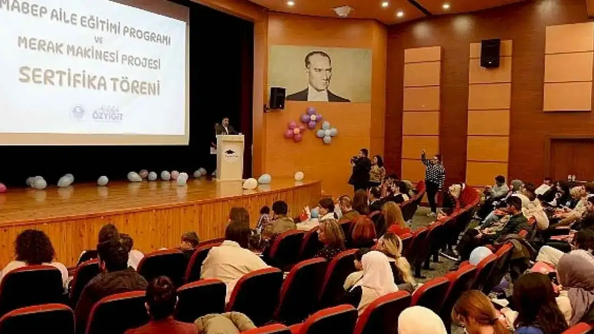 Yenişehir Belediyesi anne ve baba eğitimlerini sürdürüyor