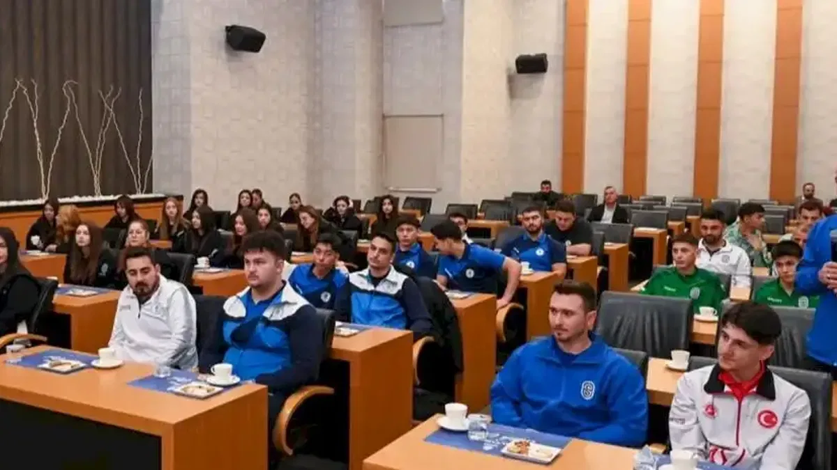 Konya Selçuklu’da sporculara moral ve destek