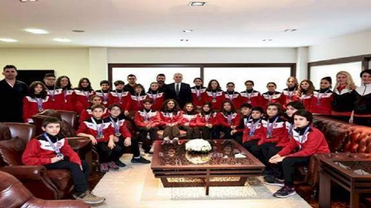 Madalya avcılarından Başkan Zolan’a ziyaret