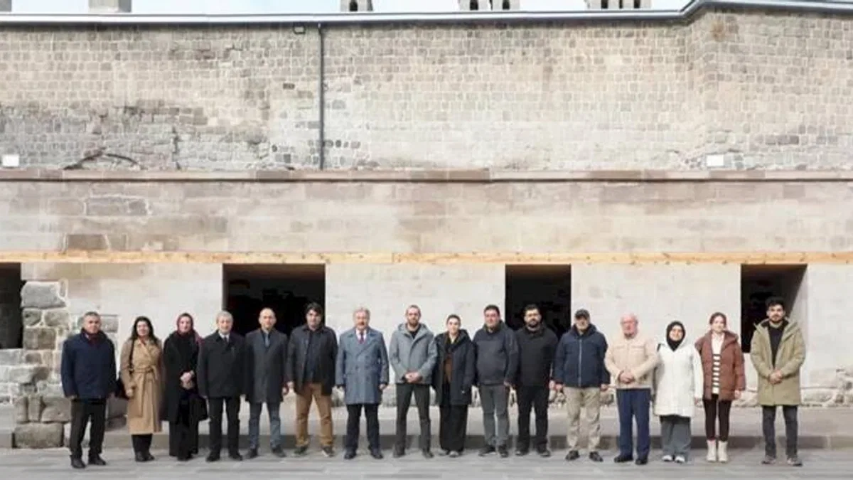 Kayseri Melikgazi'de Gön Han küllerinden doğdu