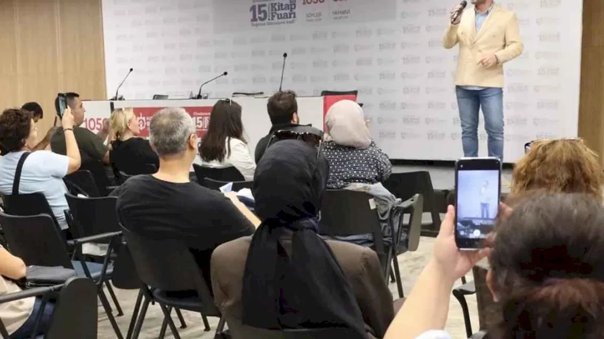 Uğur Arslan’dan Kocaeli'de şiirli buluşma