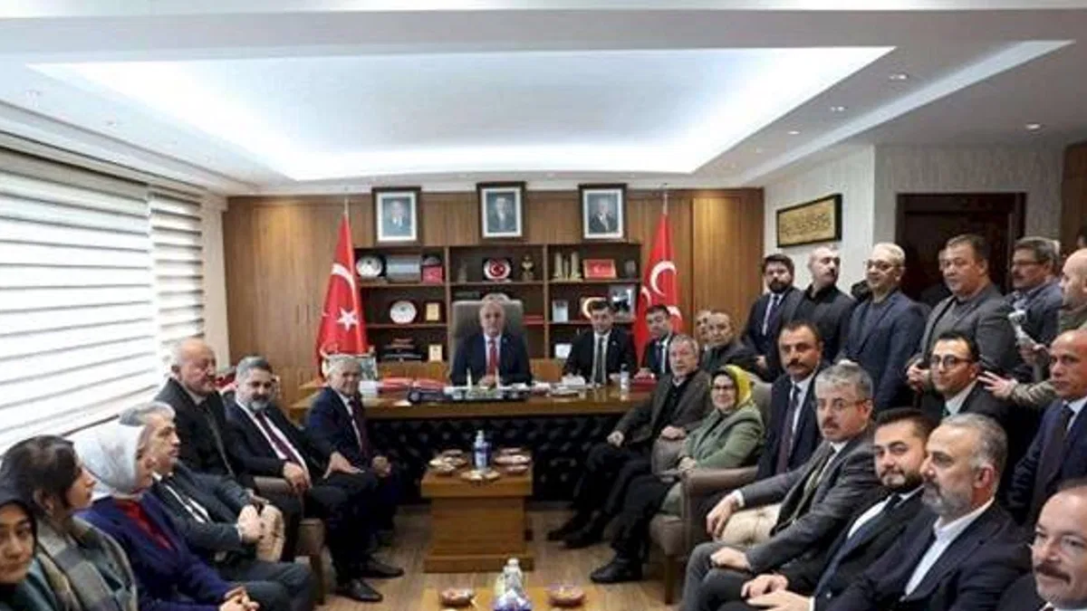 AK Parti Kayseri'den MHP'ye ziyaret