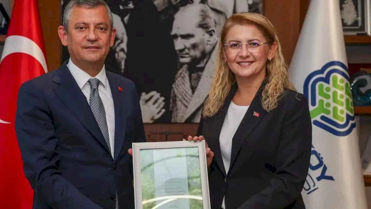 İstanbul Bakırköy'de Başkan Ovalıoğlu'na 'Özel' övgü