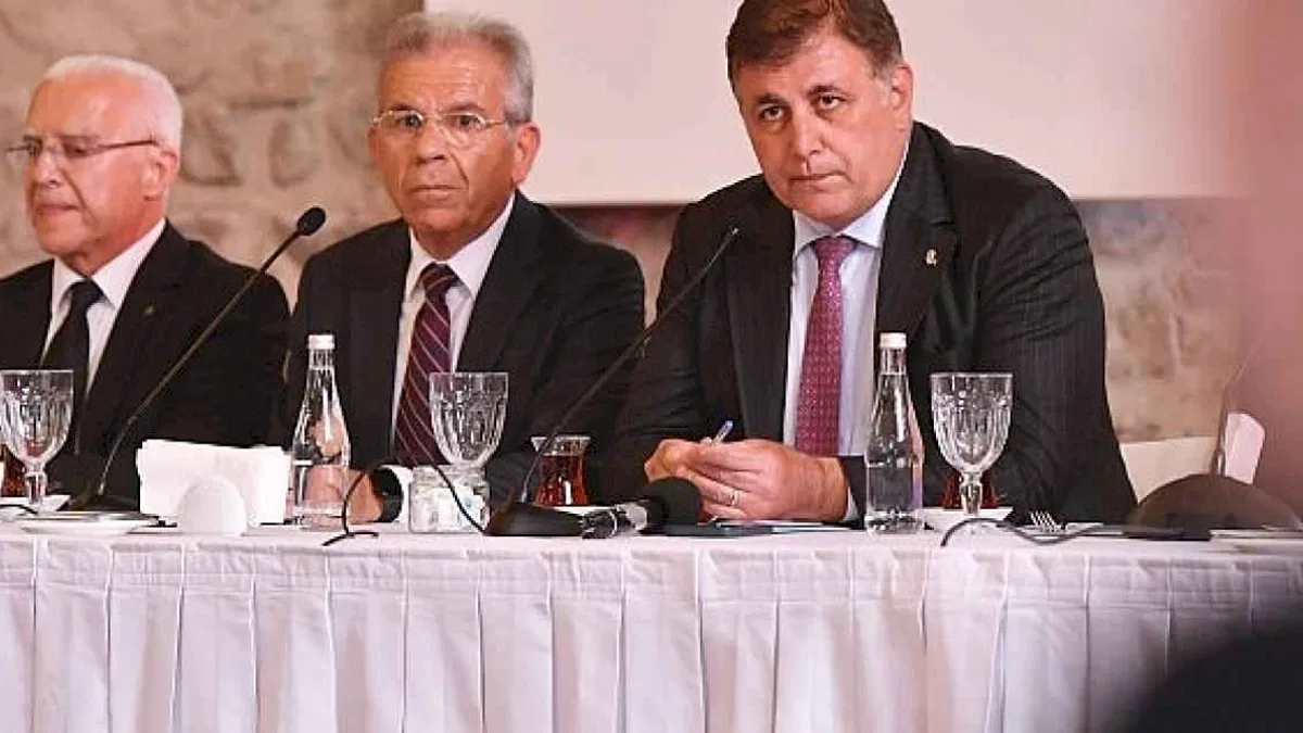 Başkan Tugay yeni dönemin ilk İEKKK toplantısında yol haritasını anlattı "İzmir'in kalkınması için çalışacağız"