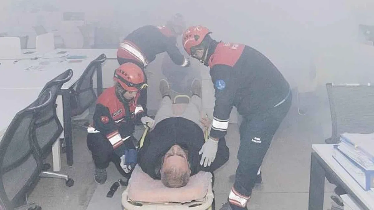 İzmir Büyükşehir Belediyesi'nde yangın tatbikatı