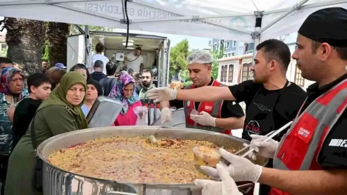 Manisa'da merhum Başkan vefatının 40. gününde anıldı