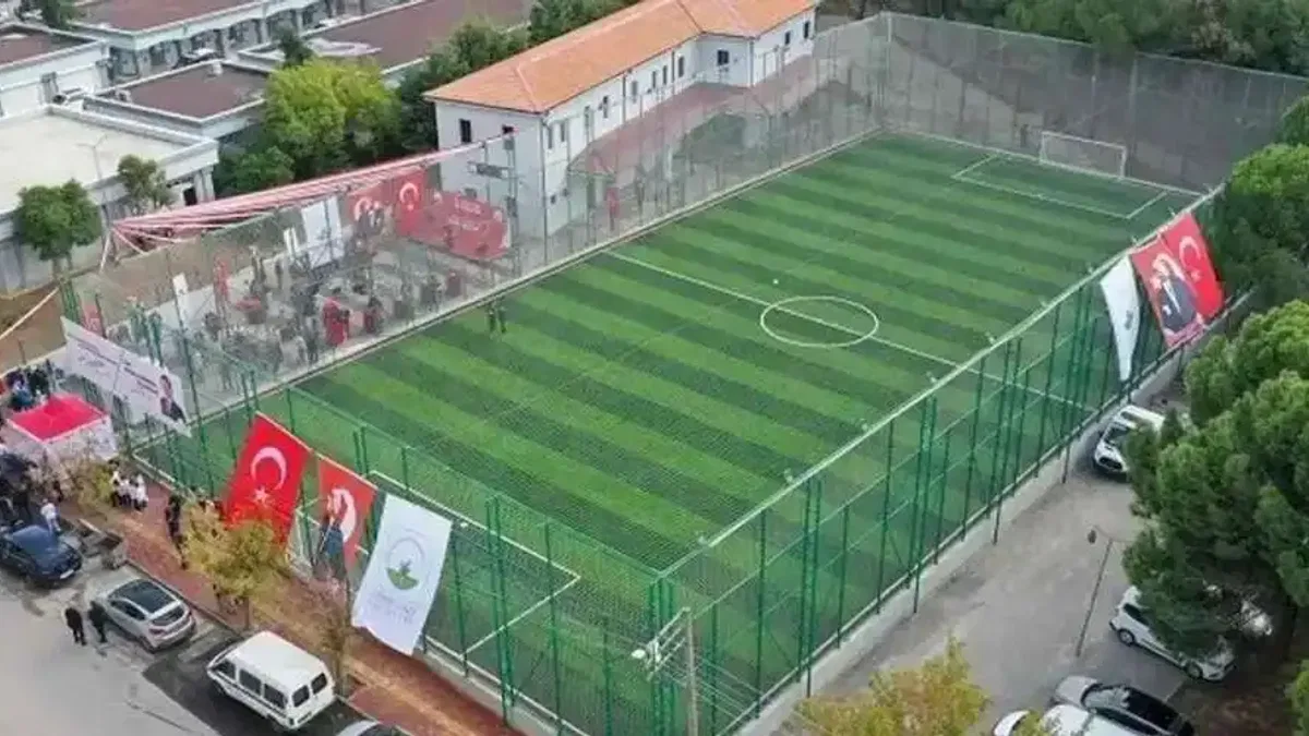 Bursa Osmangazi'de bir spor tesisi de Emek'e