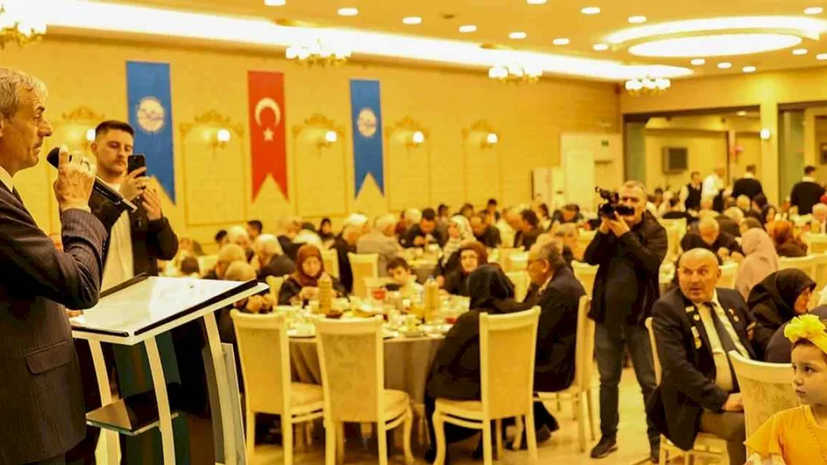 Alemdar, şehit aileleri ve gazilerle bir araya geldi