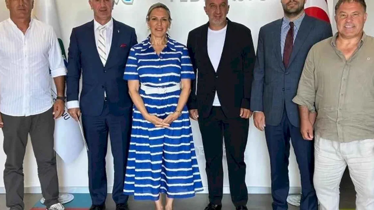 Tenis Kulüpleri Birliği yönetimi TTF Başkanı ile görüştü
