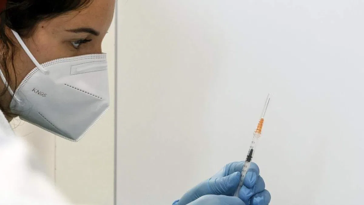 Pfizer-BioNTech ve Moderna'nın Kovid-19 aşıları için 'standart' oluyor