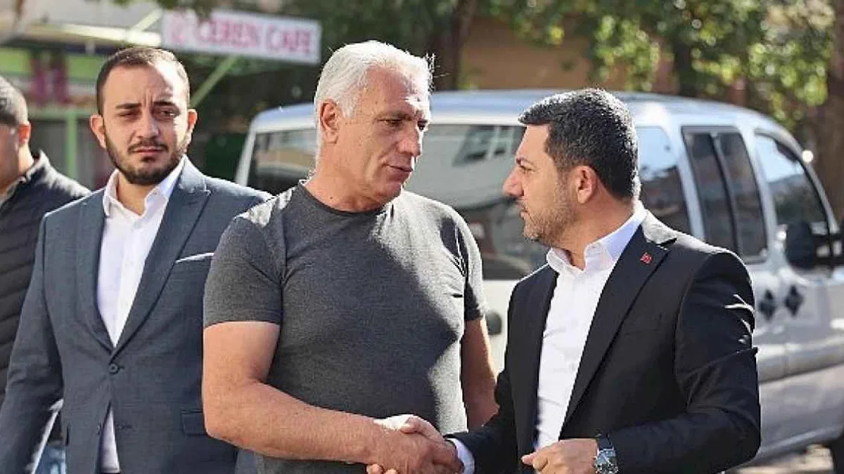 Başkan Arı 350 Evler Mahallesi'nde