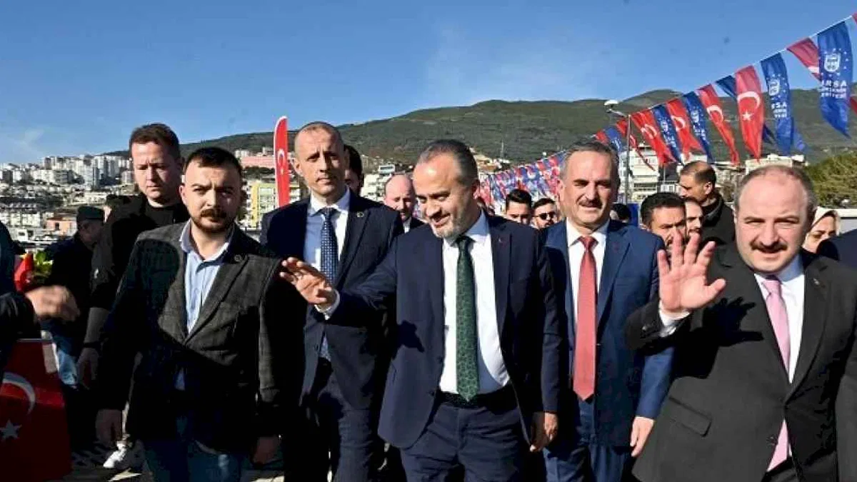 Bursa Gemlik’in vitrini yenileniyor