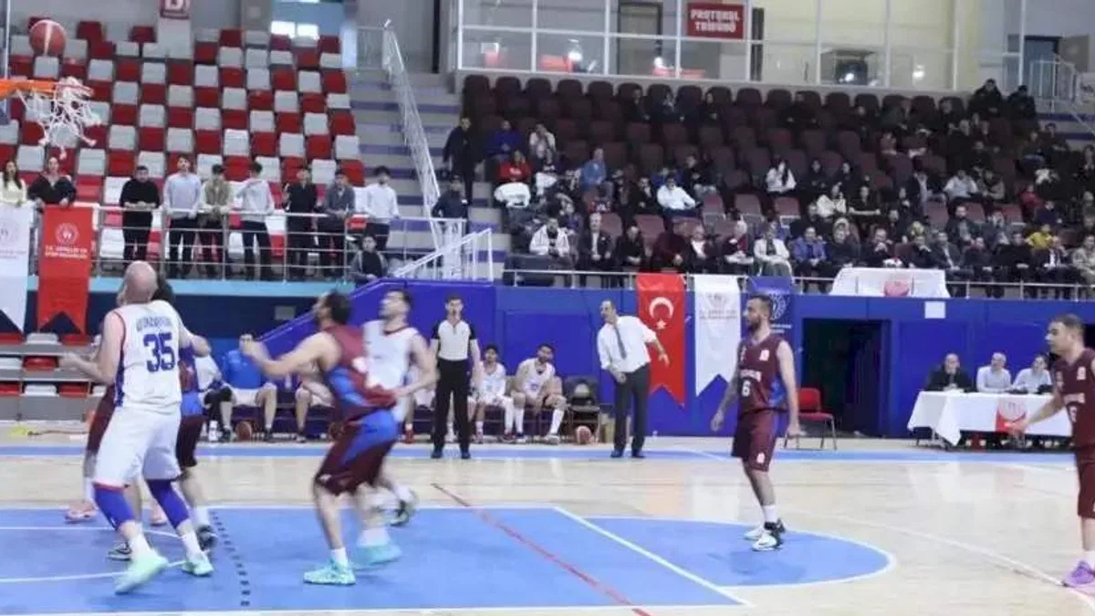 Ağrı Gençlik Spor potada farklı kazandı