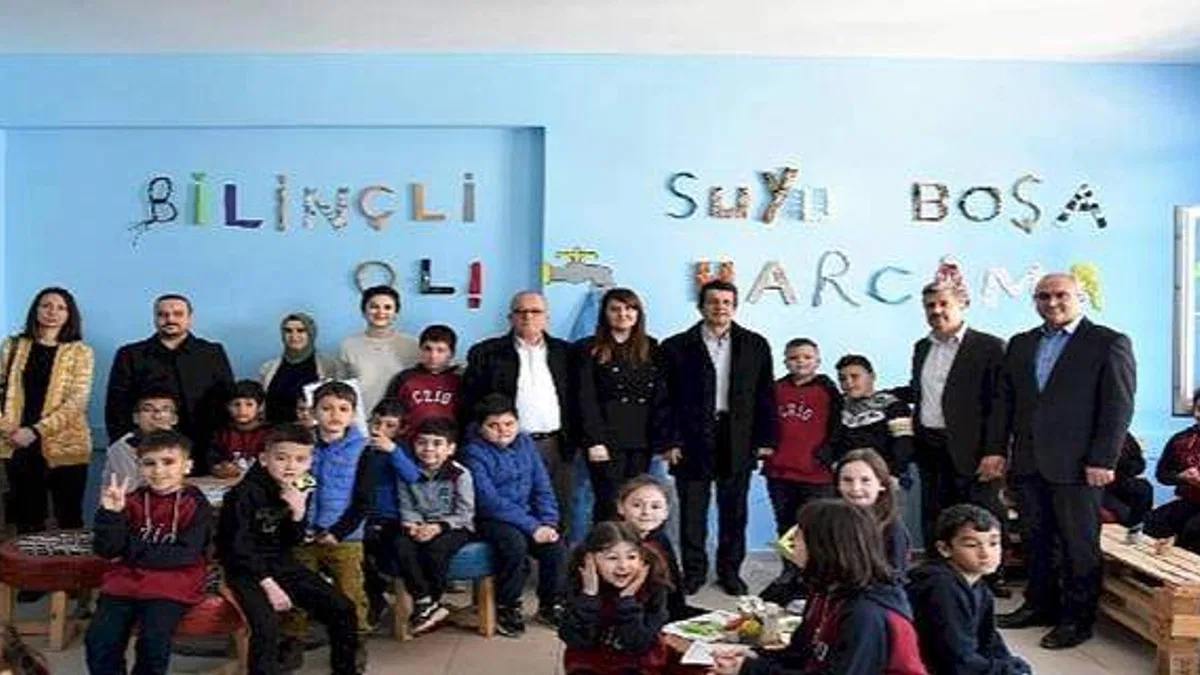 Mustafakemalpaşa Belediyesinden Sıfır Atık Kütüphanesi