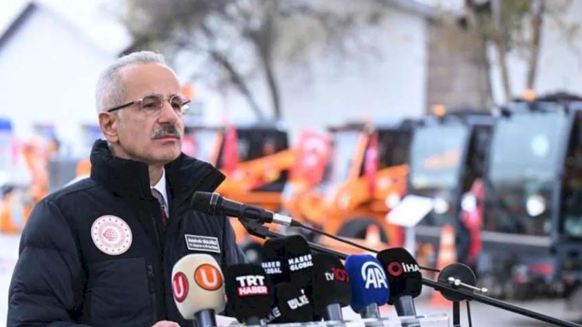 Bakan Uraloğlu: Kara yolları kışa hazır!