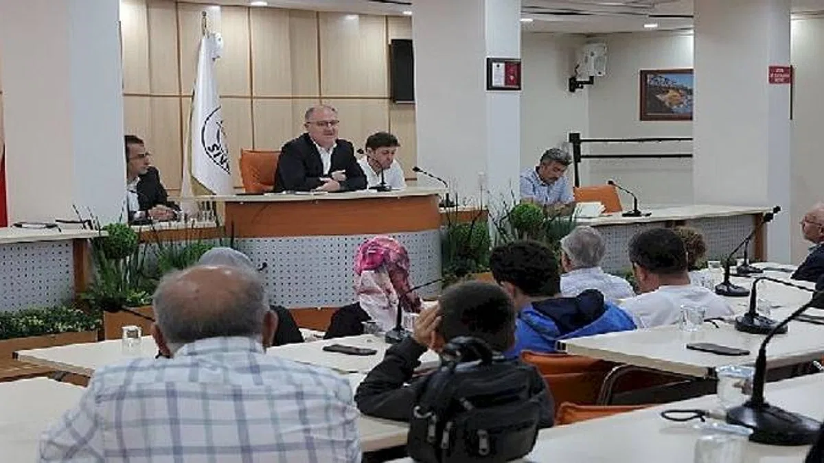 Başkan Bilgin mahallelerin sorunlarını dinledi
