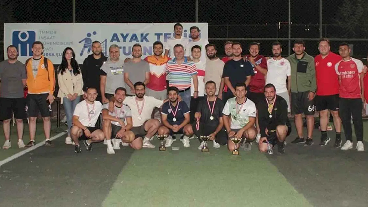İMO Bursa Şubesi’nden ayak tenisi turnuvası