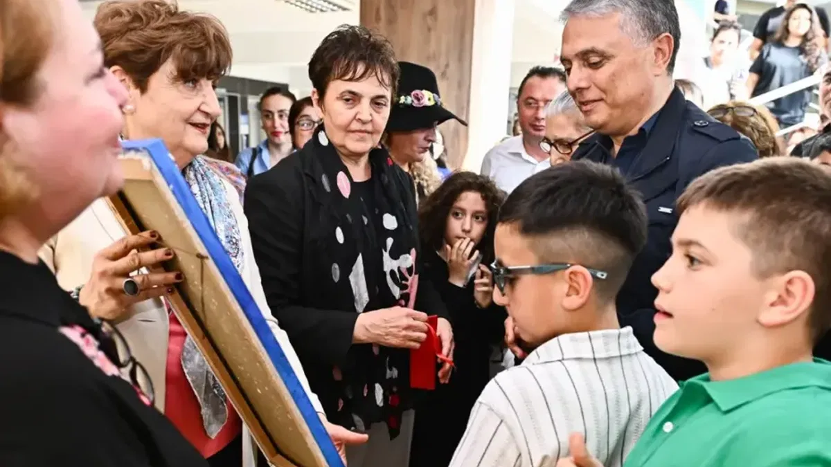 Antalya Muratpaşa'da ‘Geleceğin Renkleri’ kapılarını açtı