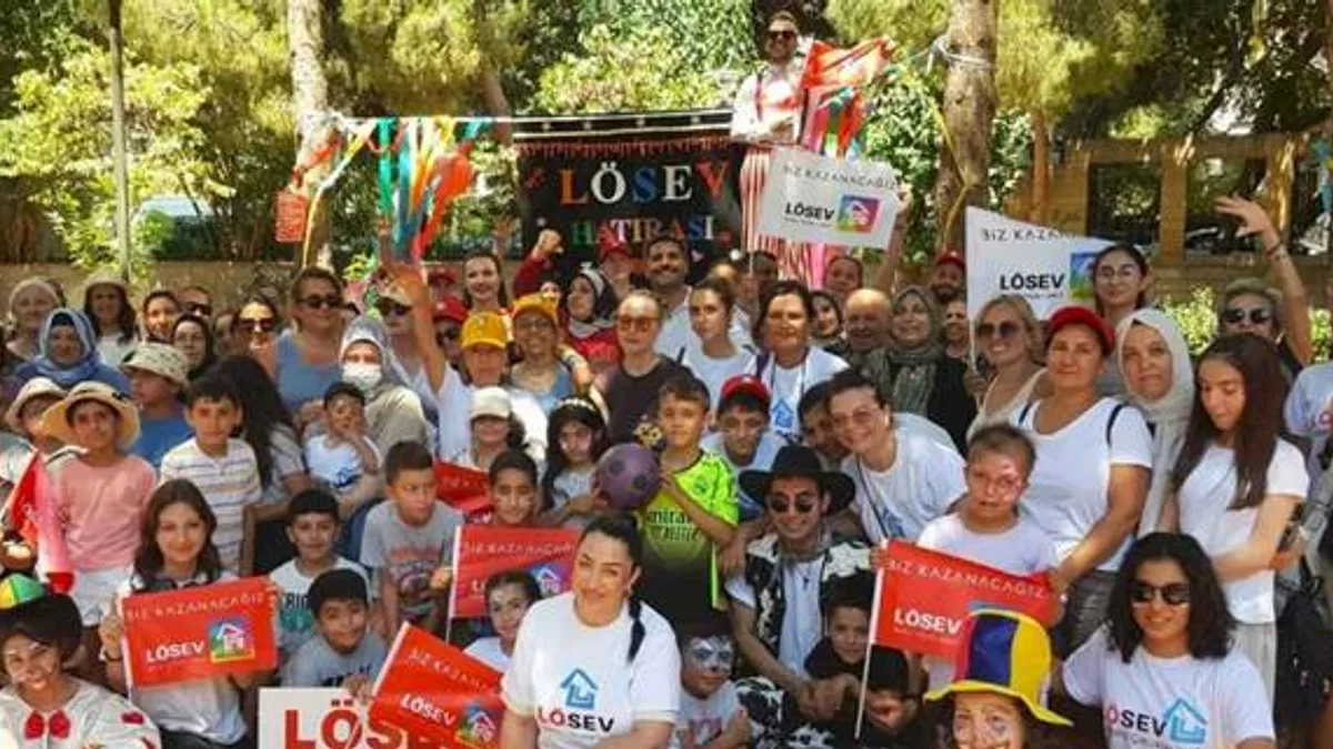 İstanbul Anadolu Yakası'nda LÖSEV pikniği