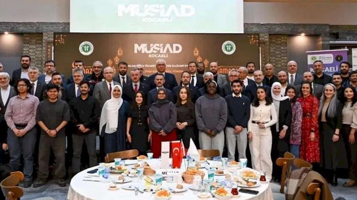 Tahir Büyükakın'dan Balkanlar mesajı