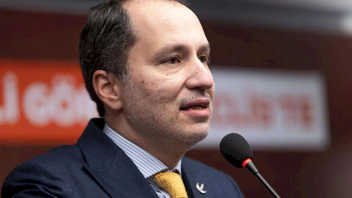 Yeniden Refah Partisi lideri Erbakan'dan AK Parti ile ittifak açıklaması