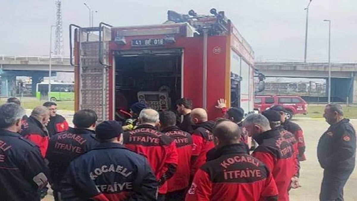 Büyükşehir İtfaiyesinden operatör eğitimi