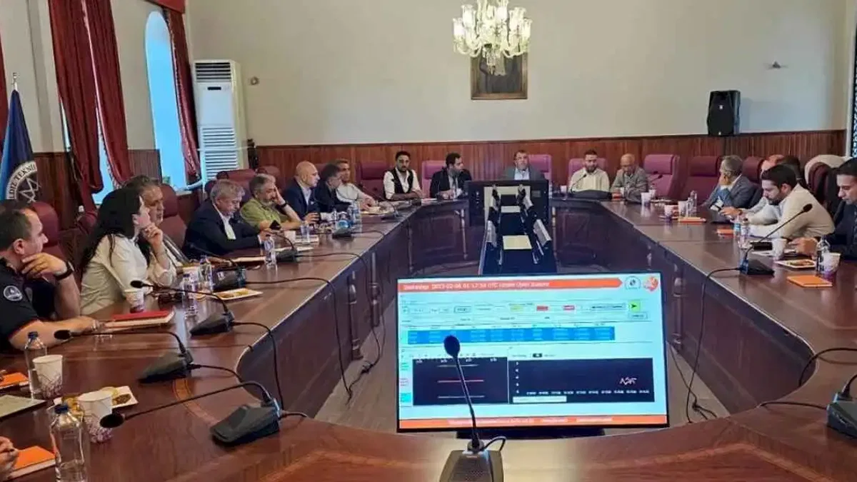 Yaşanan 4,1 depremi erken uyardı