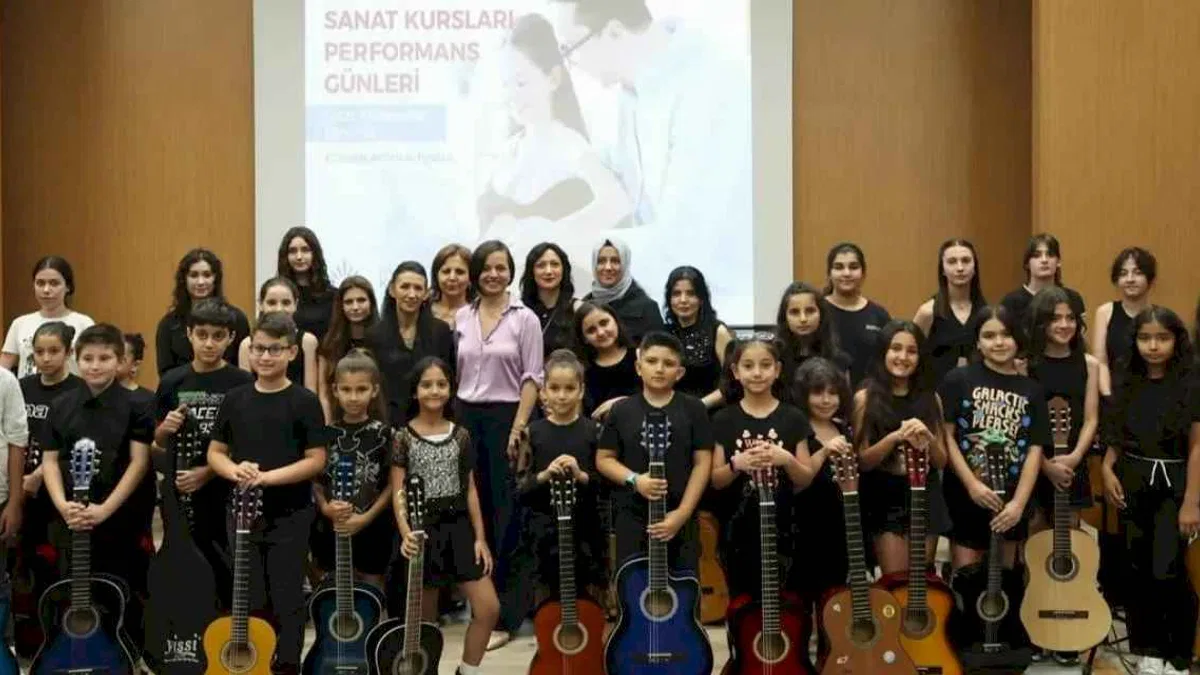 İzmir Karabağlar’da sanat dolu günler devam ediyor