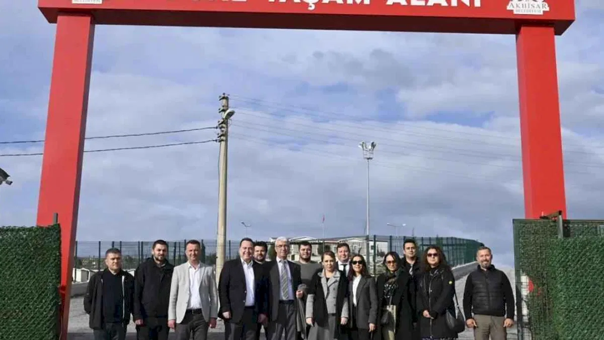 Manisa'da Sokak Hayvanları Komisyonu Akhisar’da toplandı
