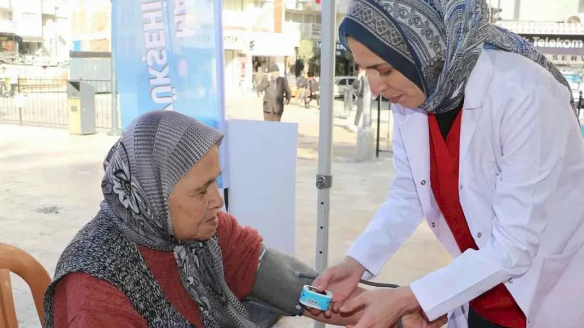 Manisa'da solunum testiyle sigara bırakmaya teşvik