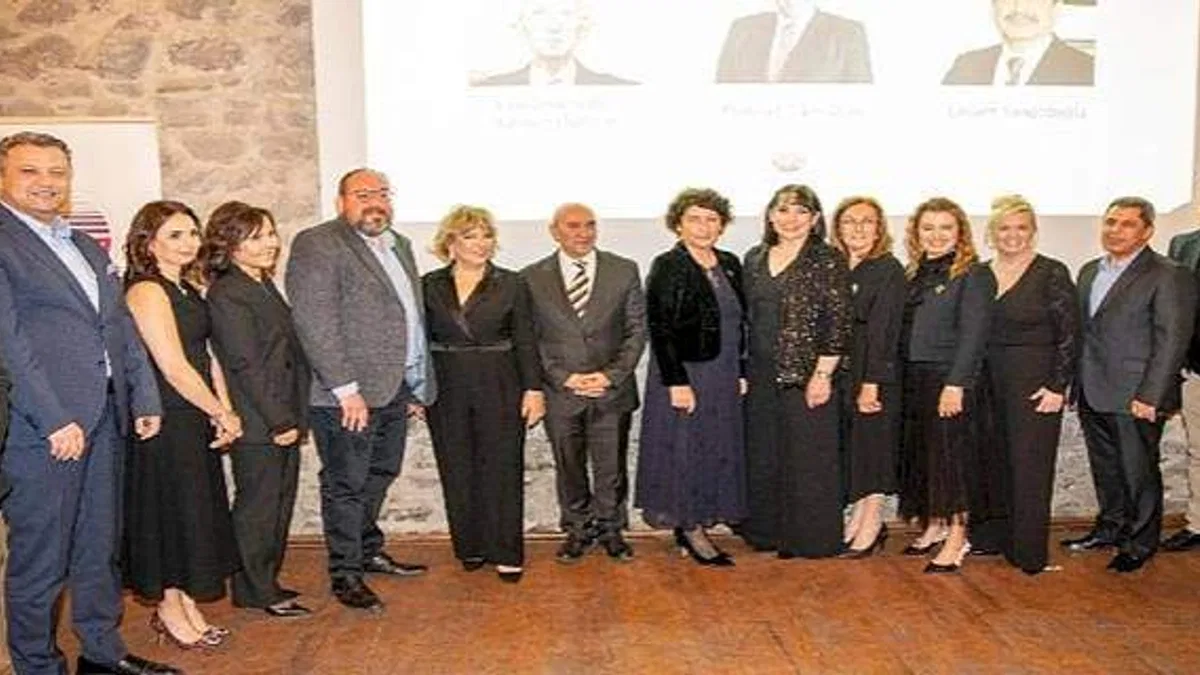 Türk Eğitim Vakfı ve İzmirli İş İnsanları Afetzede Öğrenciler İçin Umut Işığı Oldu