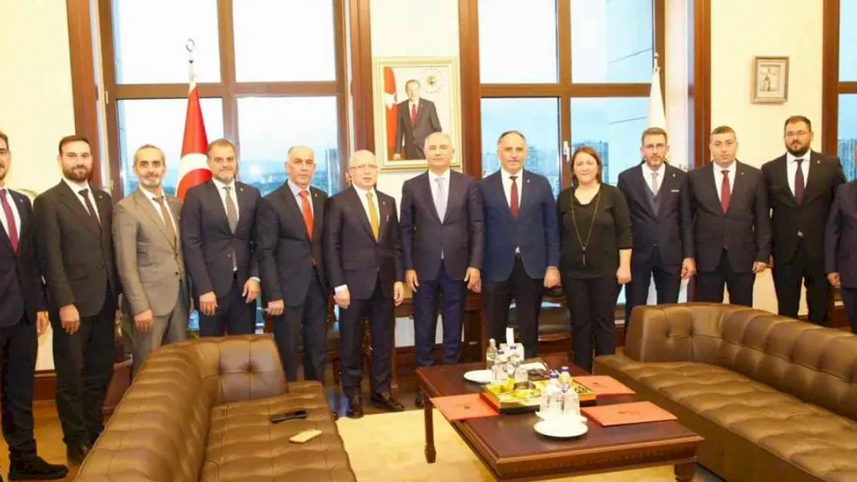 AK Parti'den Bursa'nın üç ilçesine atama