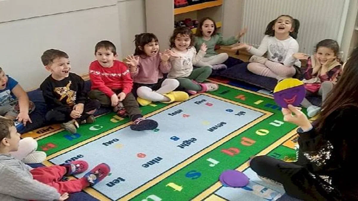 Çocuklar Oyun Evlerinde Hem Eğleniyor Hem Öğreniyor