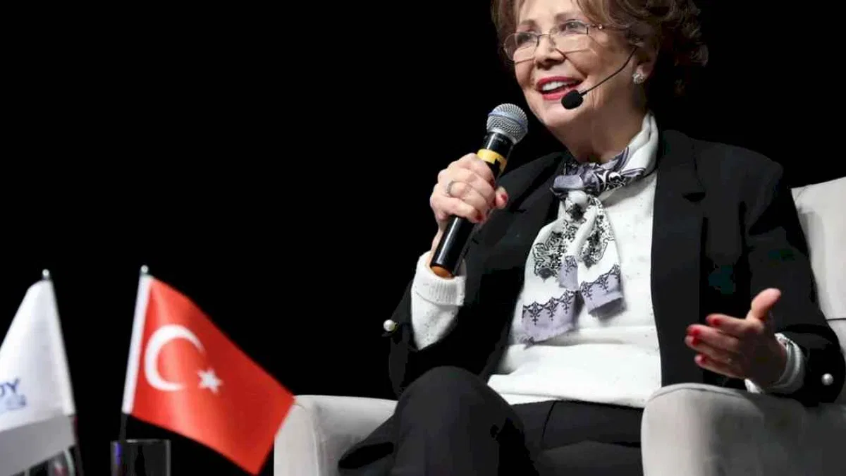İstanbul Bakırköy'de “Eşitlik Yolunda 90 Yıl” Söyleşisi