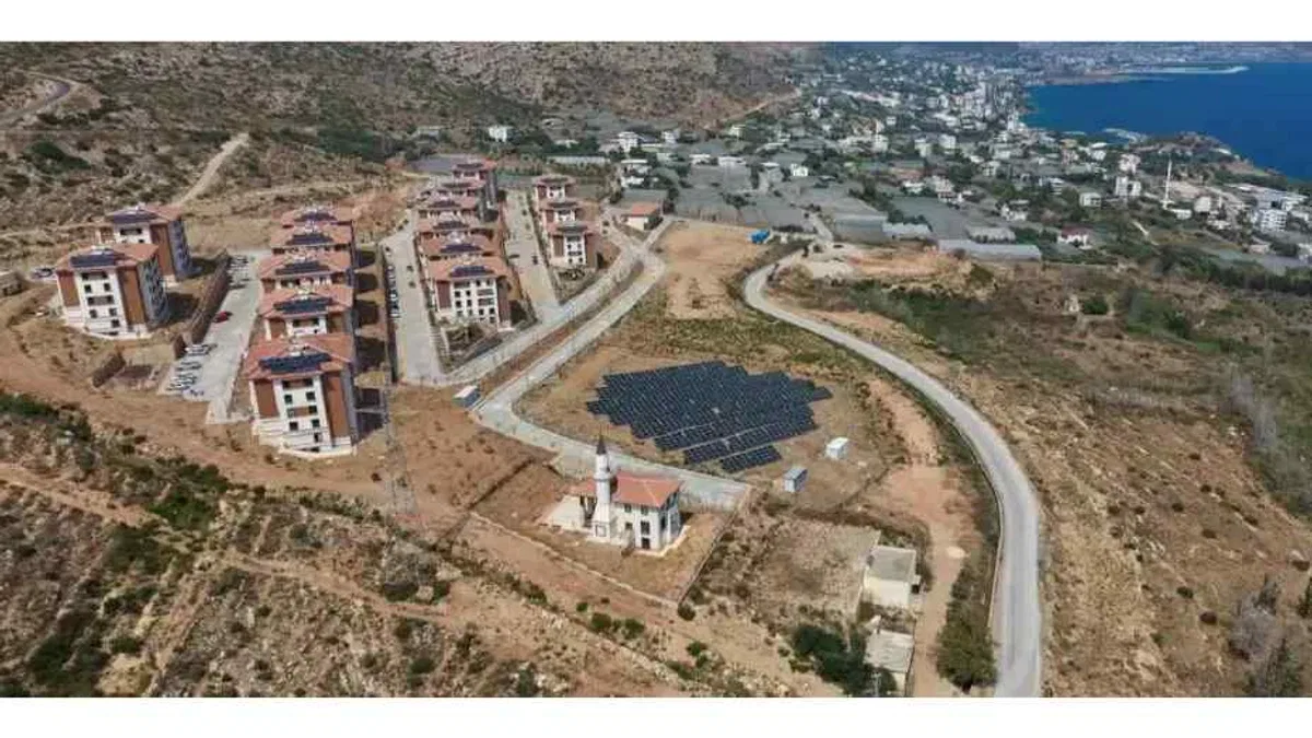 Mersin'de hem üreticiye ve hem de vatandaşa konforlu ulaşım