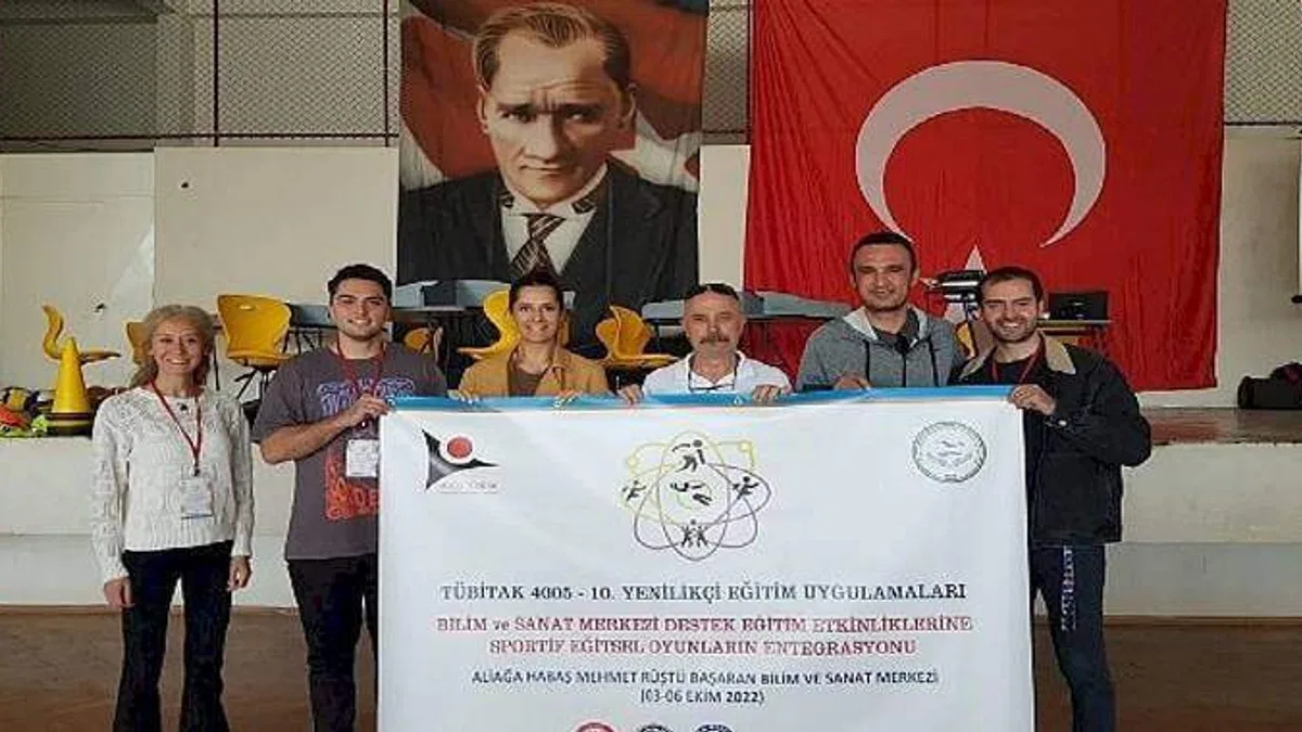 Egeli bilim ekibinden özel yetenekli öğrencilerin öğretmenlerine yönelik anlamlı proje