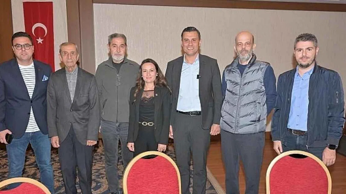 Başkan Zeyrek; "Basın Özgür Olmalıdır, Kalemler Özgür Tutulmalıdır"