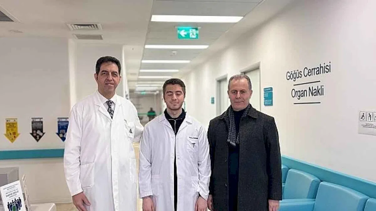 Nefes Borusu Yüzde 95 Kapandı, 10 Saatlik Ameliyatla Hayata Döndü