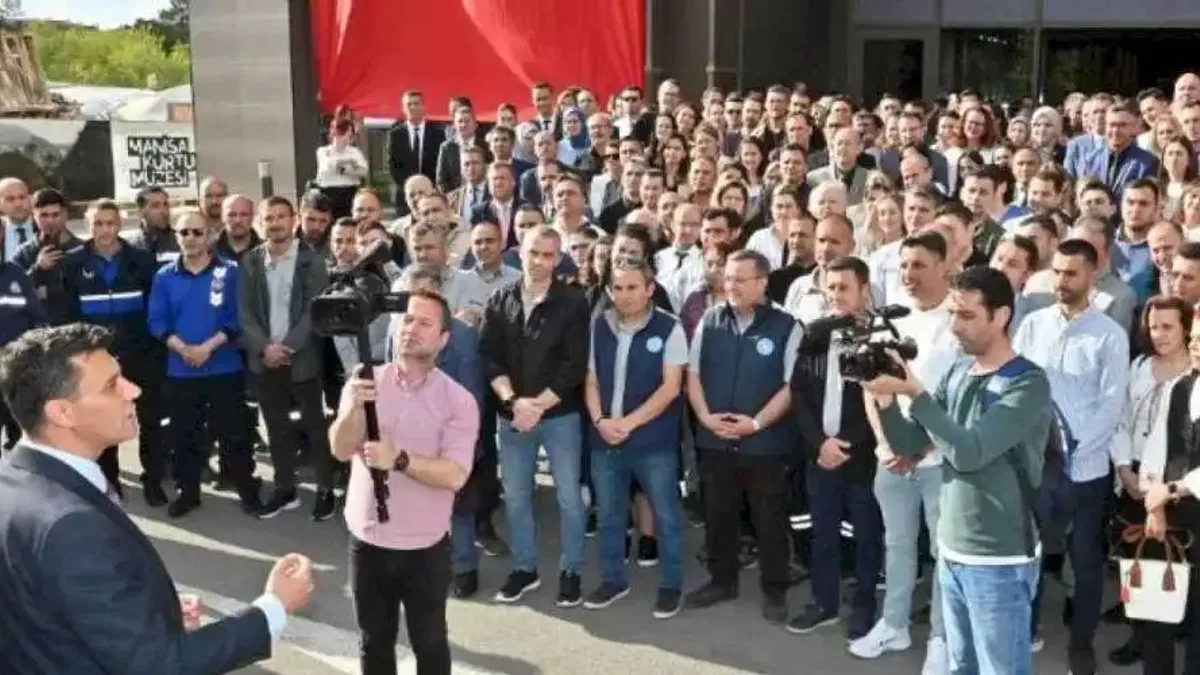 Başkan Zeyrek’ten memur ve sözleşmeli personele tavan ücret müjdesi