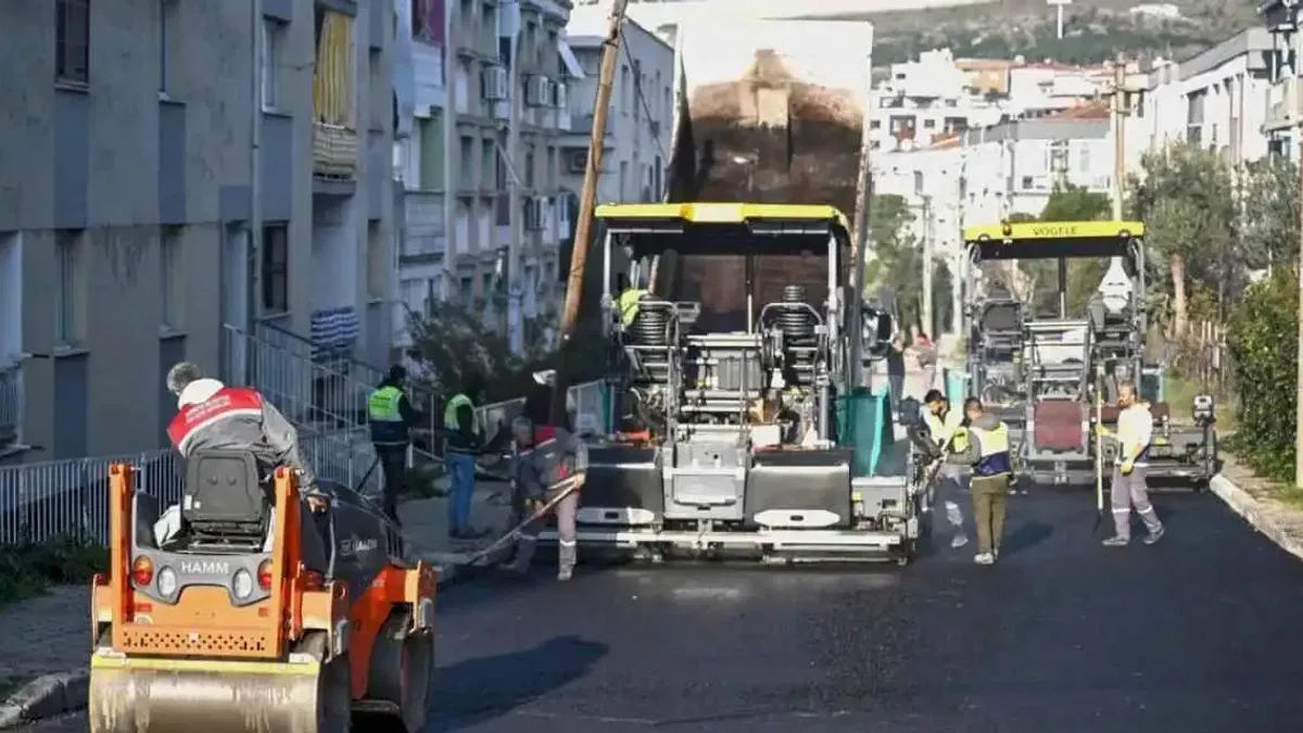 İzmir Bornova'da yol yenileme çalışmalarında rekor