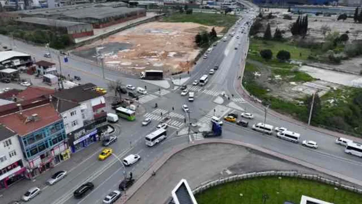 Kocaeli'de Gebze’nin kilit noktalarında düğüm çözüldü