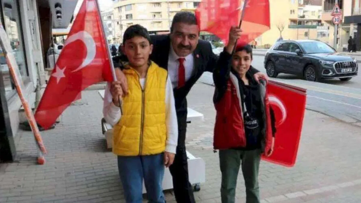 Gürsu’da renkli anlara yol açan bayrak sevdası