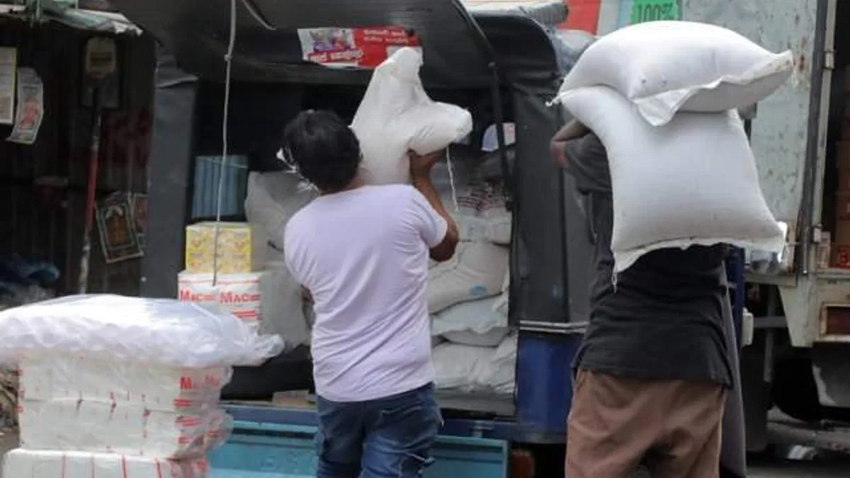 Gıda kıtlığı yaşanan Sri Lanka'da unlu mamullerin 2-3 gün içinde tükenmesi bekleniyor
