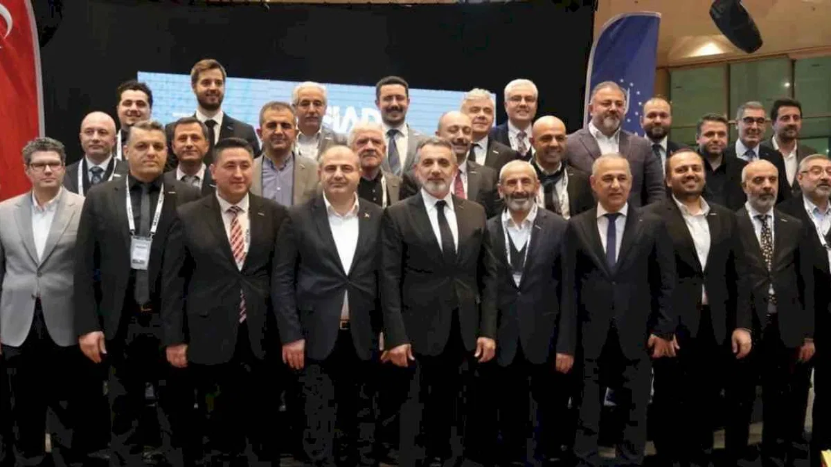MÜSİAD Bursa Şubesi’nde Başkan Şenocak güven tazeledi