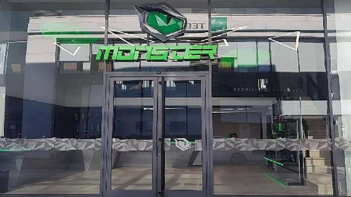Monster Notebook KKTC pazarında online satışa başladı