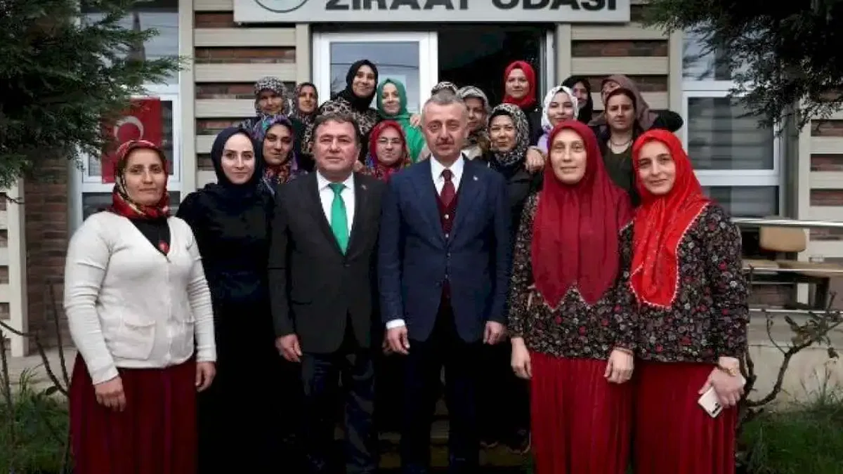 Büyükakın'dan kadın çiftçi vurgusu